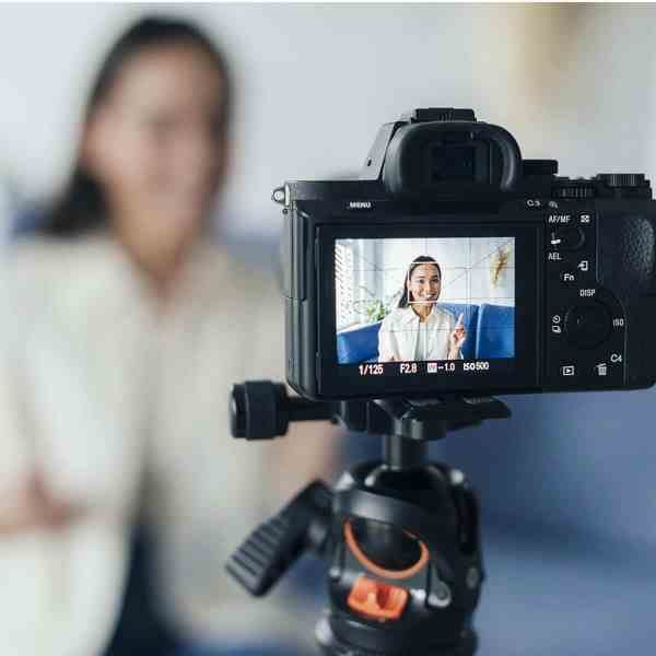 Khóa Học Short Video Production Cùng Ngân Hà Lê